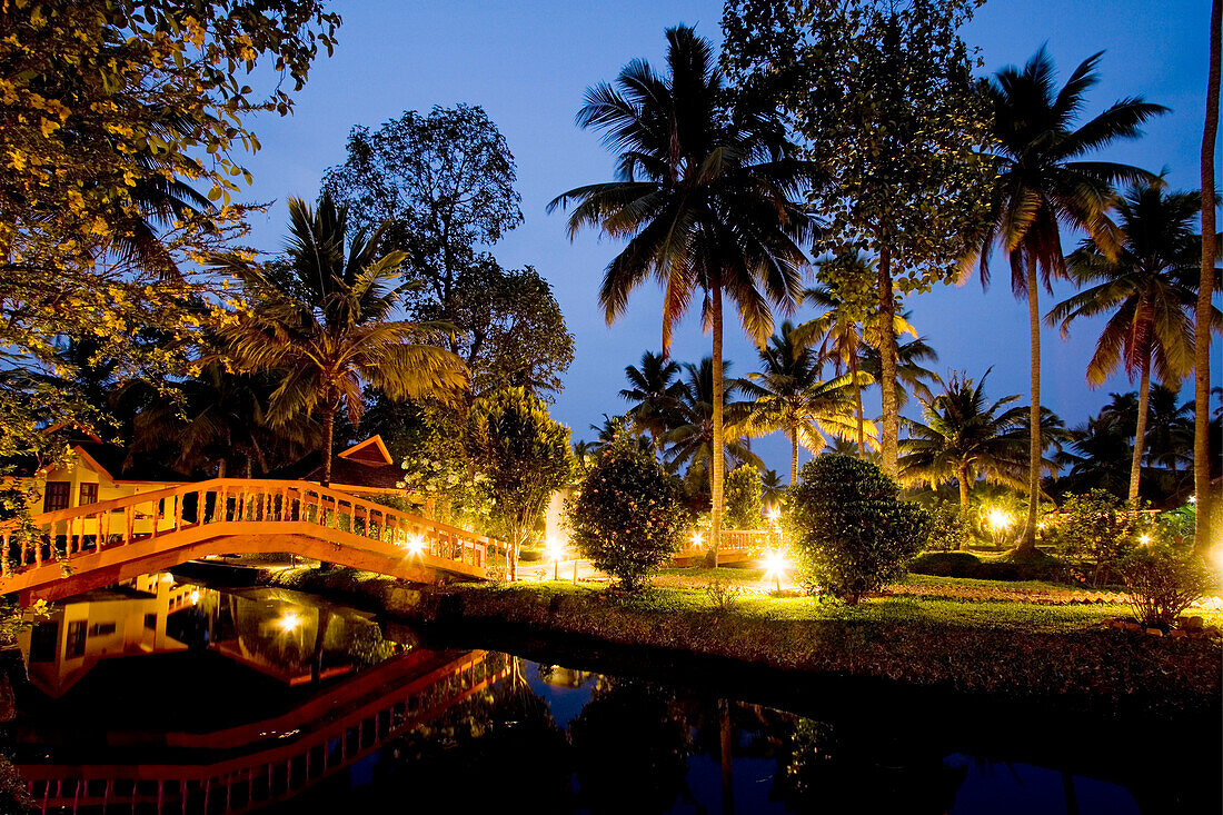 India Kerala Kumarakom backwaters Golden Waters Resort twilight