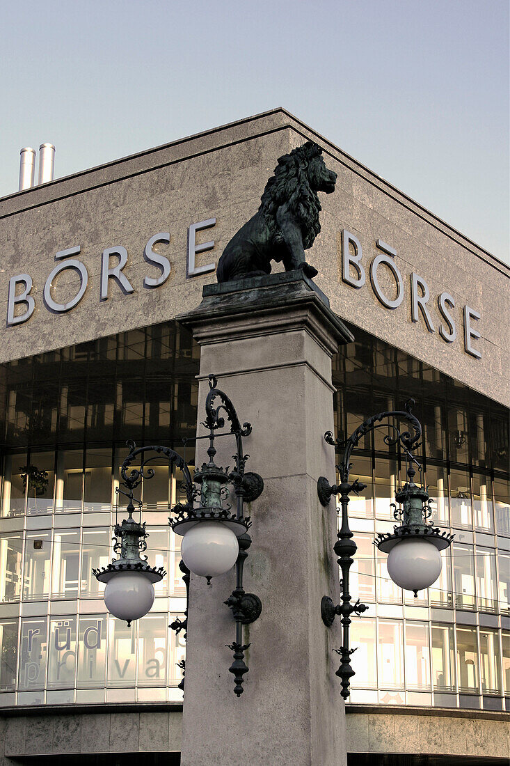 Switzerland, Zurich,stock exchange,Lion sculpture in front