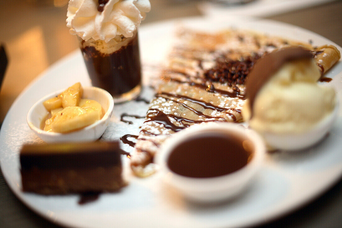 Chocolate crepe and other delicacies, Max Brenner Chocolateria, Tel Aviv, Israel