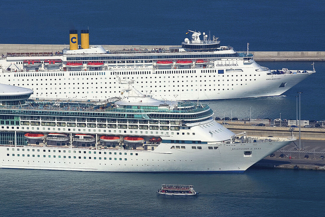 Cruise ships. Port of Barcelona. Spain