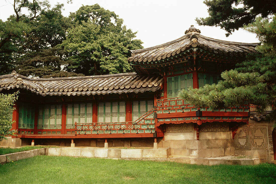 Changdok Palace at Piwon ( Secret Garden ). Seoul. South Korea