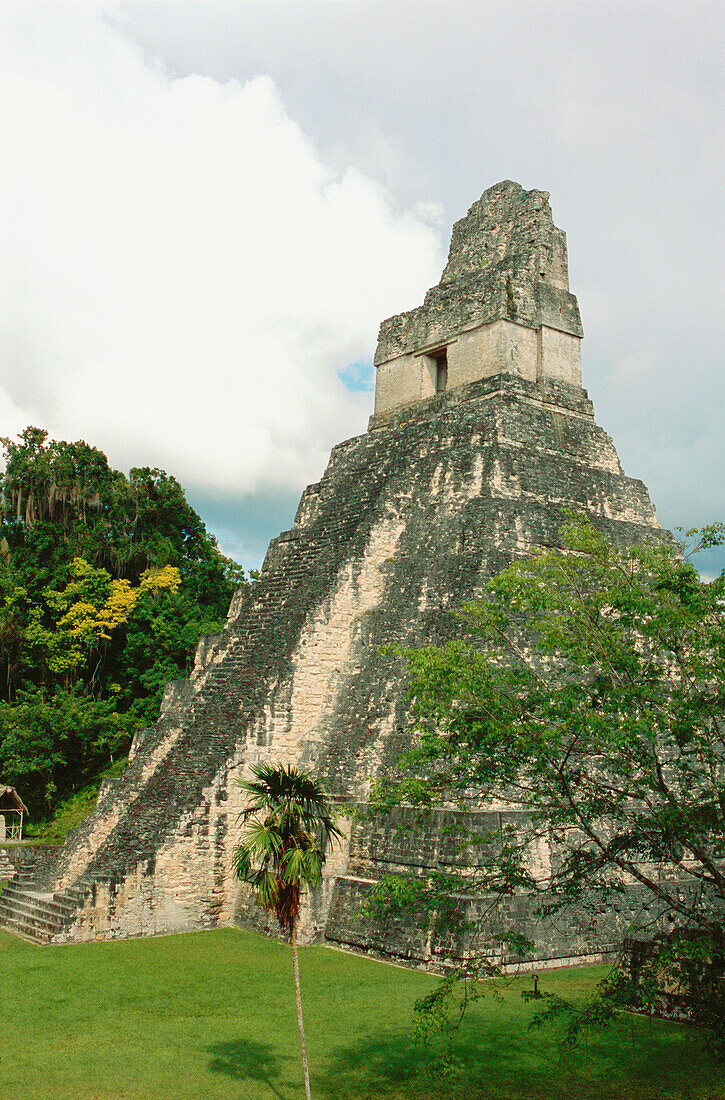 Temple I, Mayan ruins of Tikal. Peten region, Guatemala