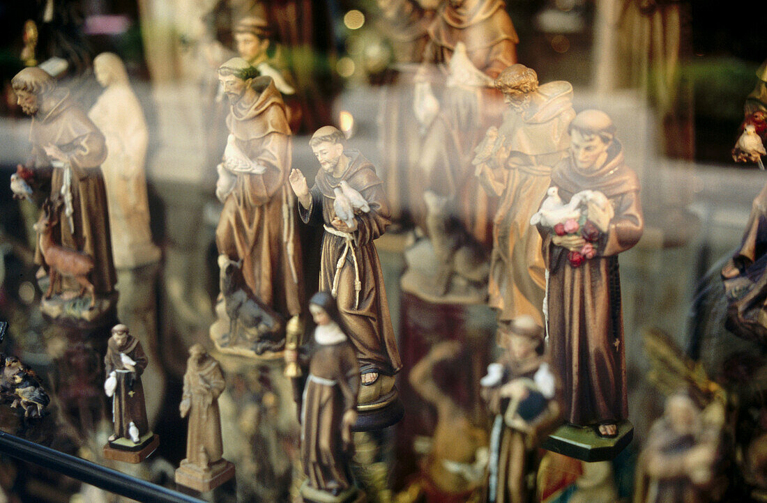 Statuettes of St. Francis of Assisi for sale, Assisi. Umbria, Italy