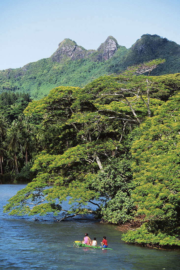 Huahine. Leeward Islands, French Polynesia