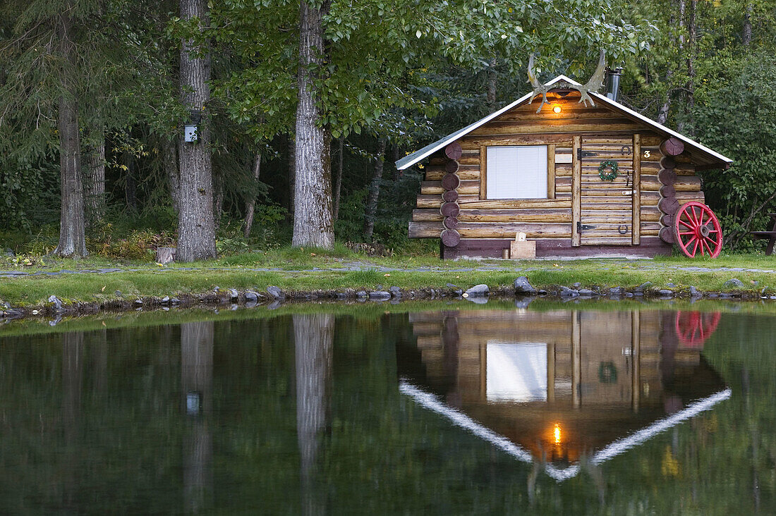 Lakeside Cabin at Bear Creek Lodge. Hope. Kenai Peninsula. Alaska. USA.