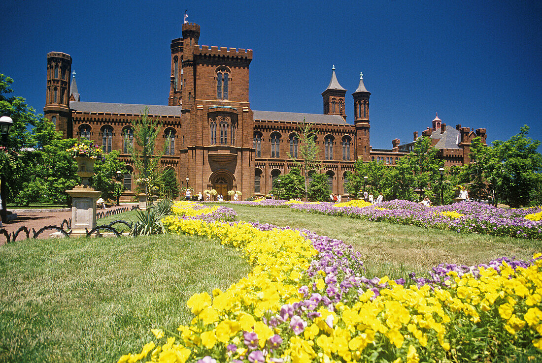 Smithsonian Institution Building And License Image 70140703 Image