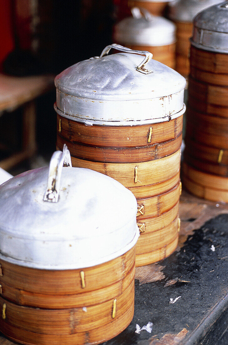  Asia, Box, Boxes, China, Chinese food, Close up, Close-up, Closeup, Color, Colour, Cooked, Cuisine, Dish, Dishes, Gastronomy, Indoor, Indoors, Inside, Interior, Plate, Plates, Shanghai, Still life, Vertical, Vessel, Vessels, World locations, E12-392708, 