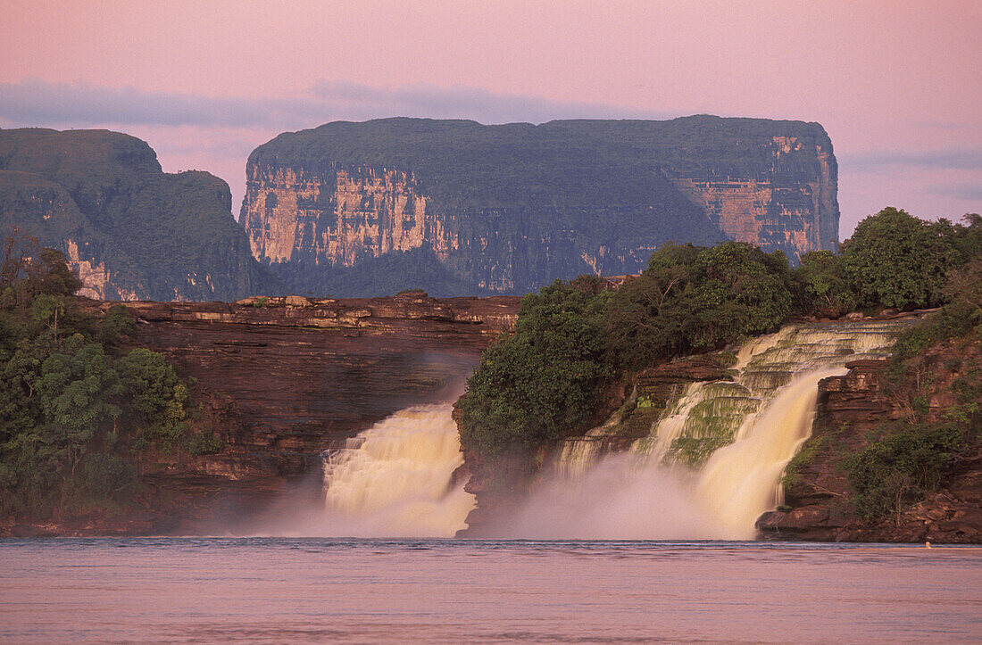 El Hacha waterfall. Canaima National Park. Venezuela