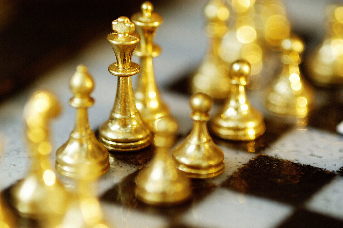  Beginning, Beginnings, Board, Boards, Chess, Chessboard, Chessboards, Chessman, Chessmen, Close up, Close-up, Closeup, Color, Colour, Concept, Concepts, Detail, Details, Game, Games, Golden, Hierarchy, Horizontal, Indoor, Indoors, Inside, Interior, Objec