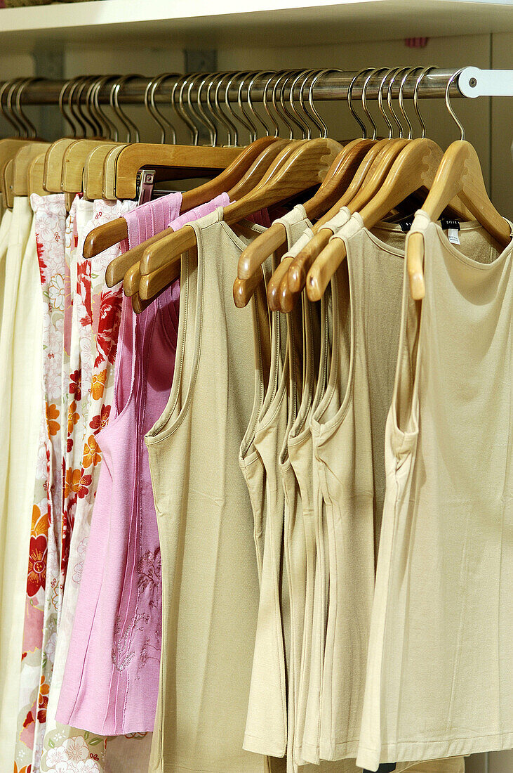Clothing store, Color, Colour, Concept, … – License image – 70148053 ❘  lookphotos