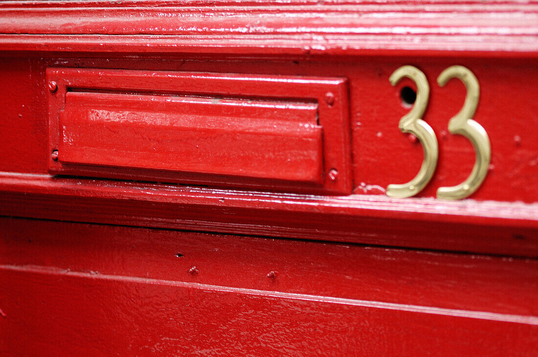  Arrangement, Close up, Close-up, Closeup, Color, Colour, Concept, Concepts, Daytime, Door, Doors, Exterior, Horizontal, Mailbox, Mailboxes, Number, Number 33, Number thirty-three, Numbers, Order, Outdoor, Outdoors, Outside, Slot, Slots, Urban, Wood, Wood