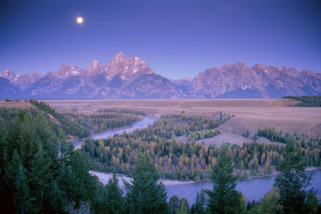 Snake River and Teton Range. Grand Teton National Park. Wyoming. USA