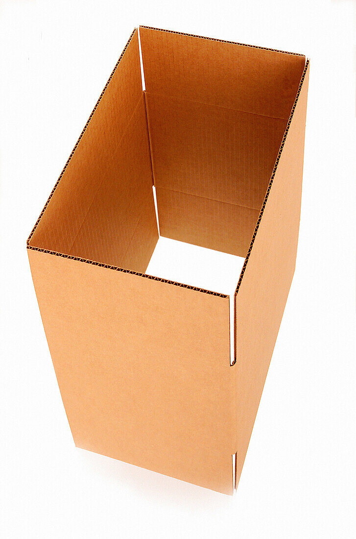  Box, Boxes, Brown, Cardboard, Color, Colour, Empty, Industrial, Industry, Object, Objects, One, One item, Open, Packaging, Packing, Pasteboard, Thing, Things, Vertical, F76-193563, agefotostock 