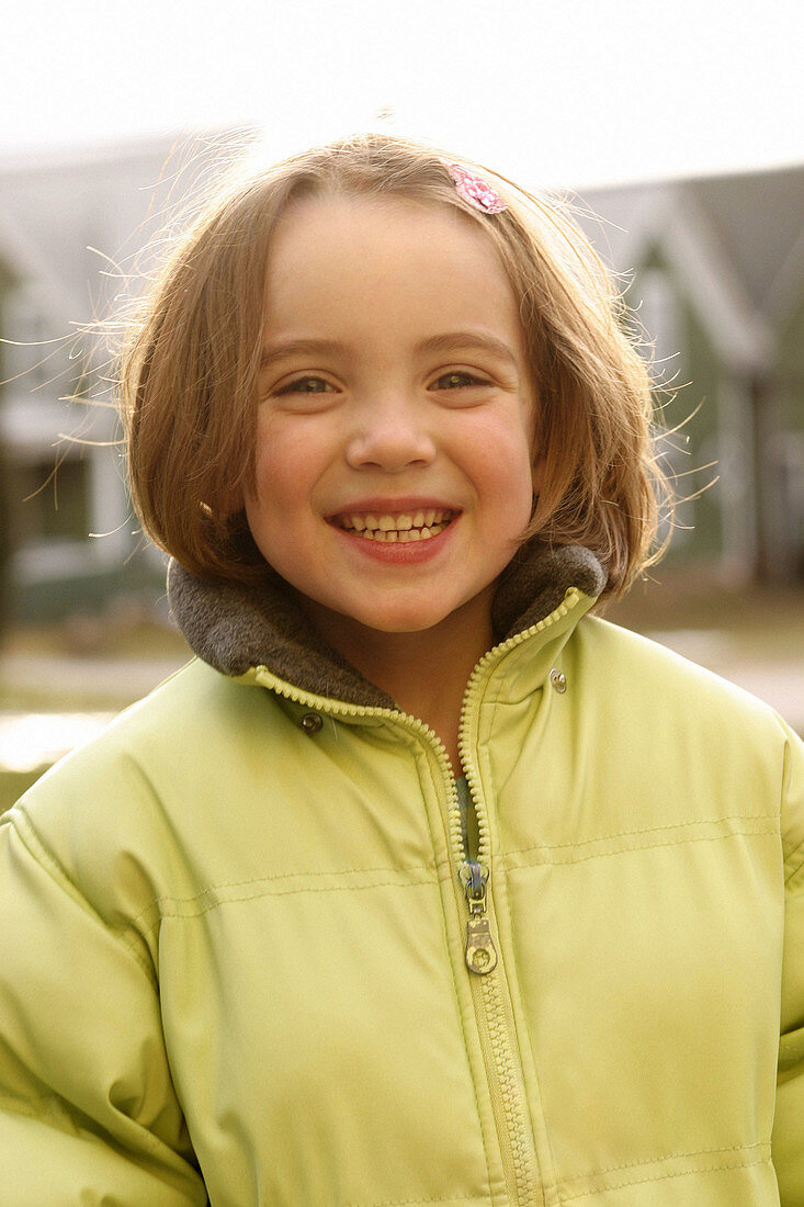 en, Children only, Cold, Coldness, Color, Colour, Contemporary, Daytime, Exterior, Exuberance, Exuberant, Facial expression, Facial expressions, Facing camera, Female, Girl, Girls, Grin, Grinning, Hap