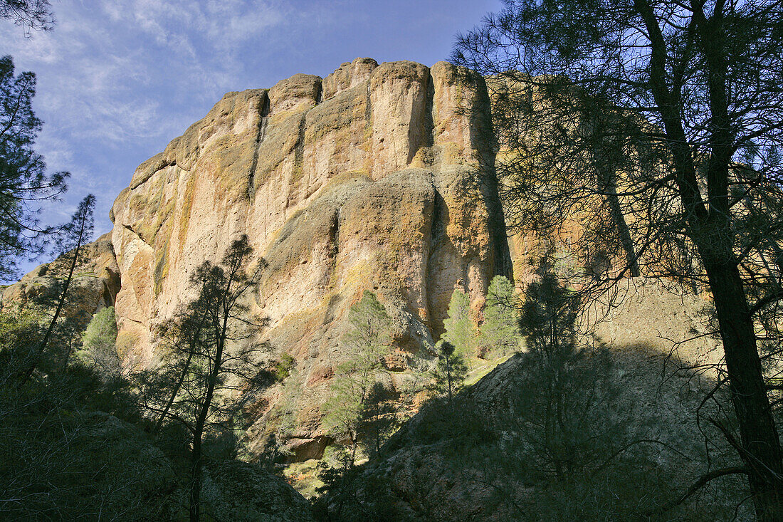 Pinnacles National Monument in the Gabilan Mountains, east of central California s Salinas Valley.