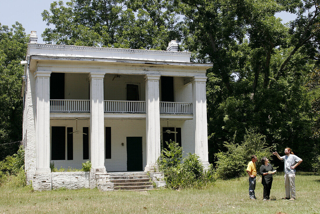 Alabama, Orrville, Old Cahawba Archeological Village, former state capital 1820, Barker slave quarters 1860