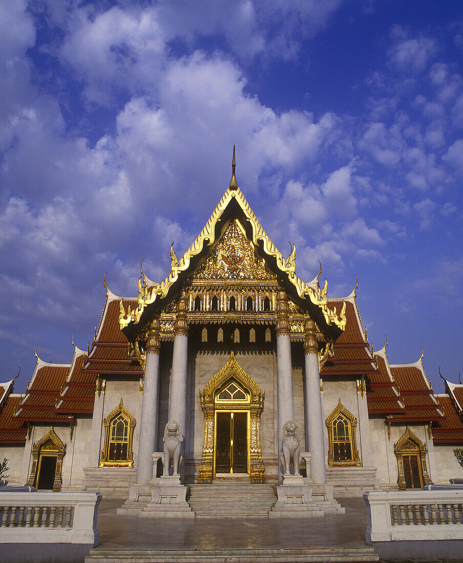 The Marble Temple: Wat Benchamabophit, Bangkok 2