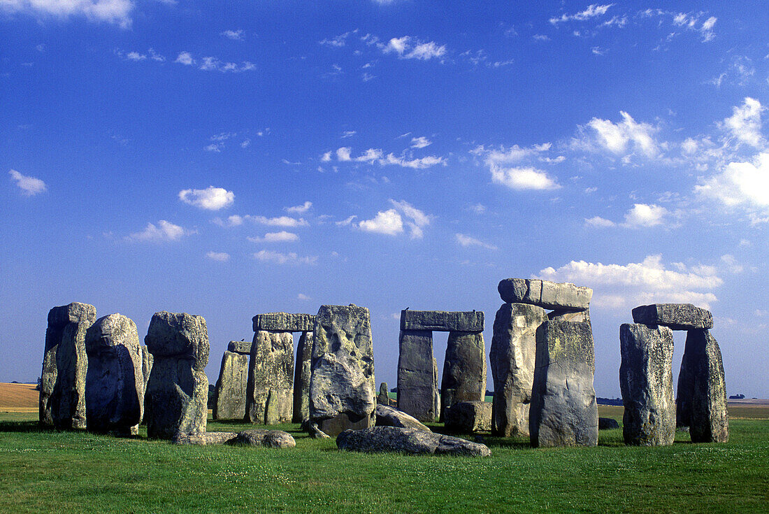 Stonehenge ruins, Salisbury plain, Wiltshire, England, UK