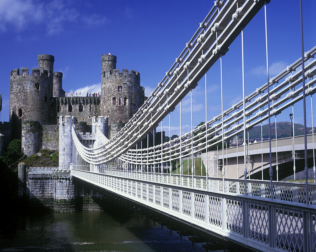 Telford suspensionbridge, Conwy castle, Gwynedd, Wales, UK