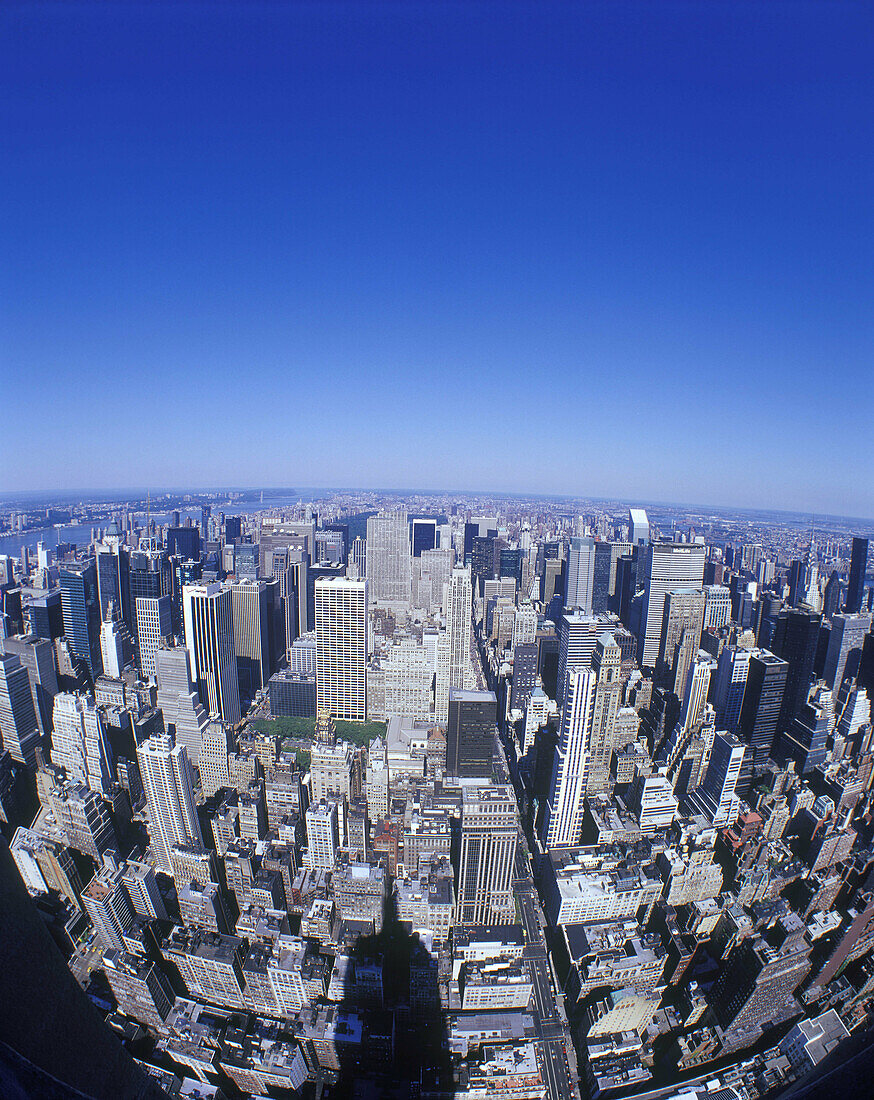 Mid-town skyline, Manhattan, New York, USA.