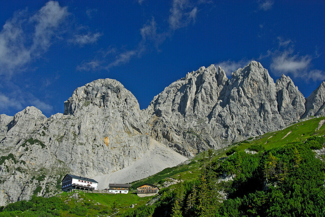 Lodge Gruttenhuette with Kaiserkopf and Ellmauer Halt, Kaiser range, Tyrol, Austria