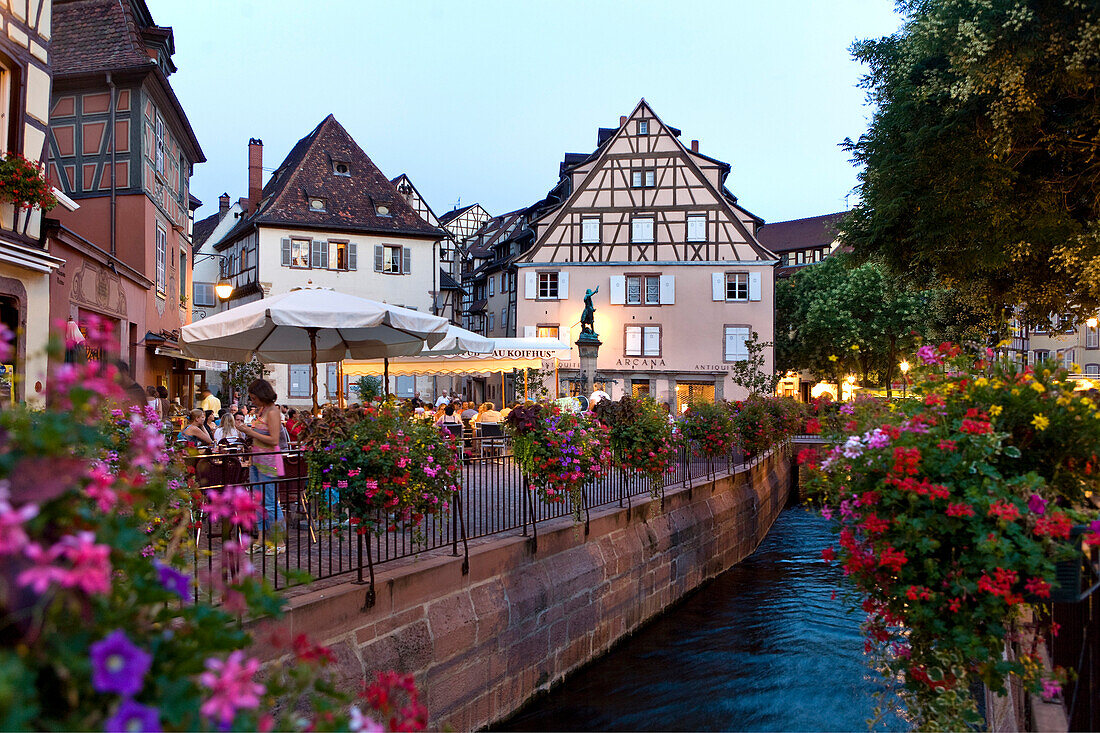 Abendstimmung in der Altstadt, Colmar, Elsass, Frankreich