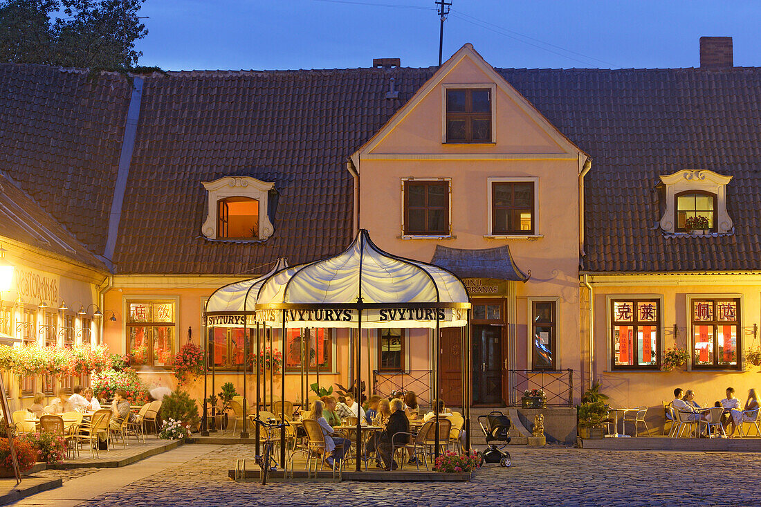 Restaurant am Theaterplatz in Klaipeda (Memel), Litauen