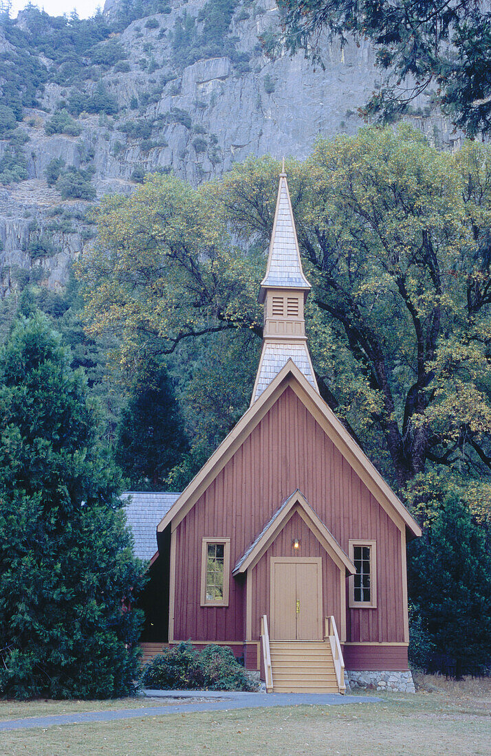 Chapel in Yosemite Valley. The only structure from the original Yosemite village still in use. Yosemite National Park. California. USA