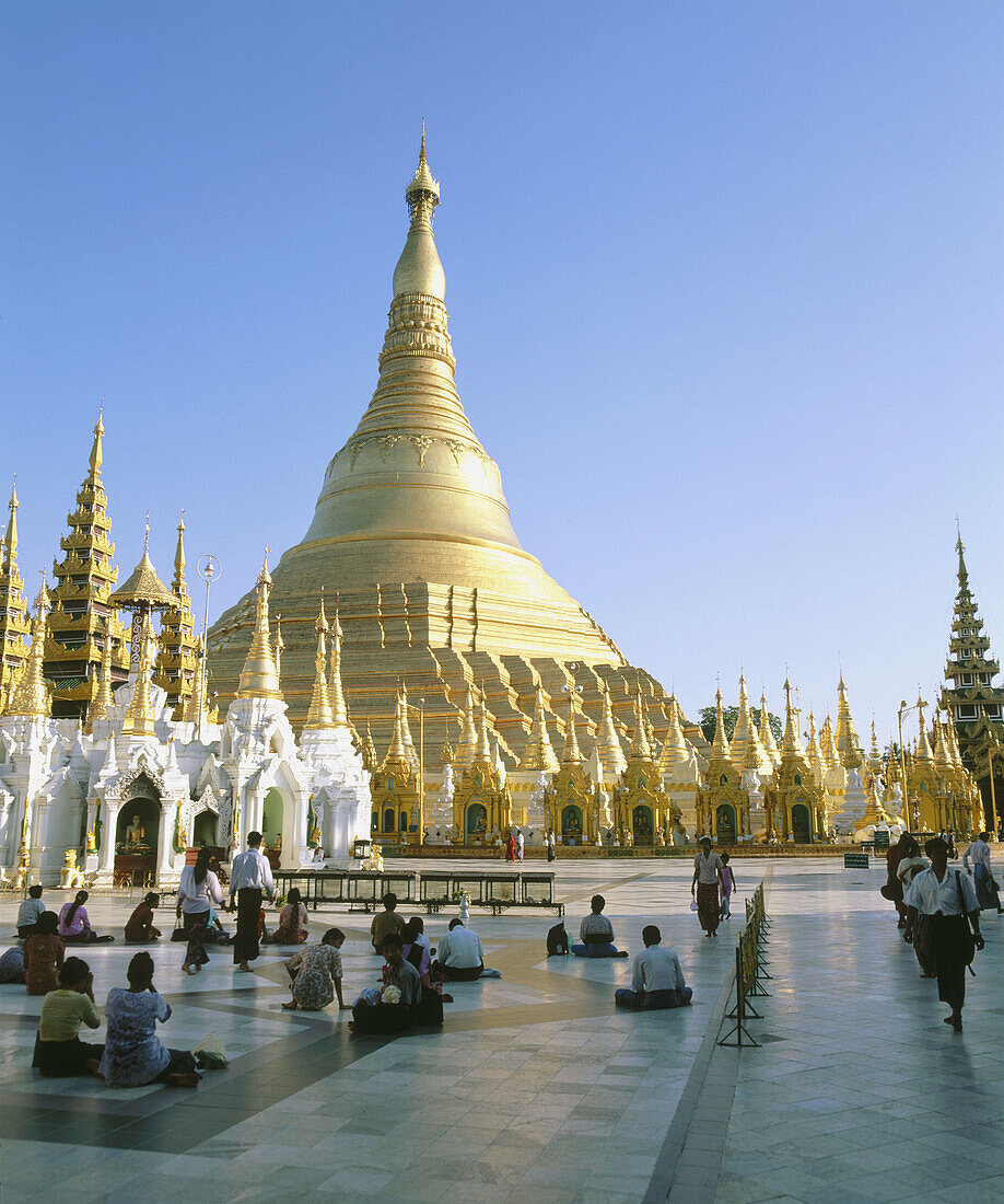 Shwedagon Pagoda. Yangoon. Myanmar