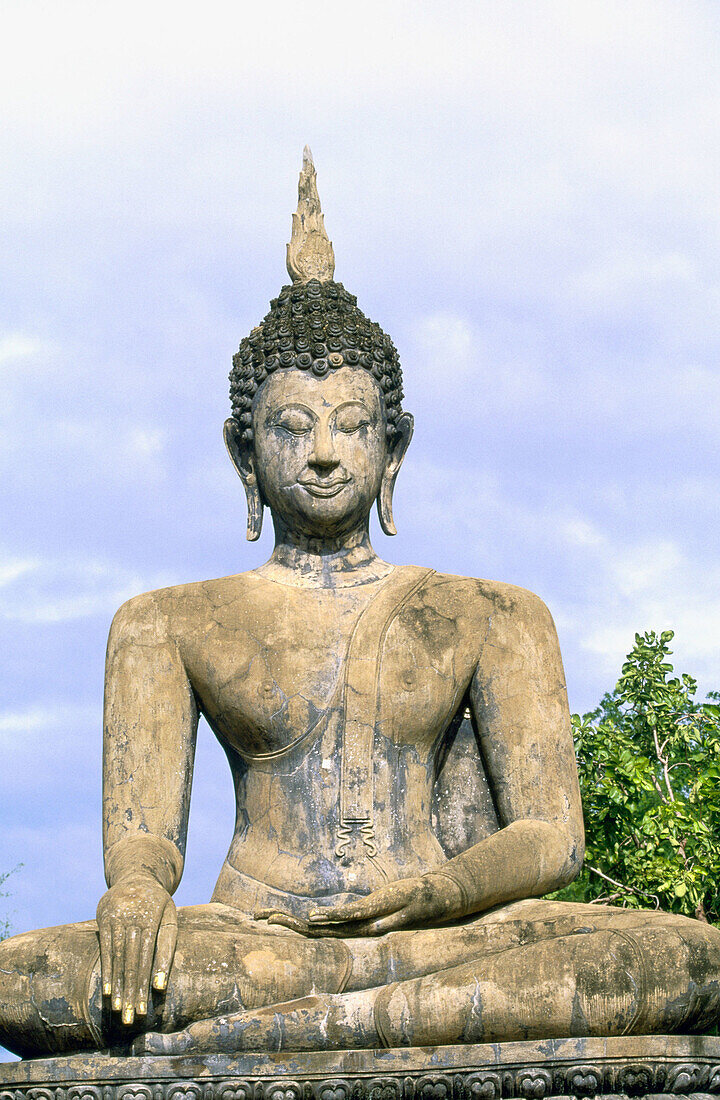 Buddha. Wat Mahathat. Sukhotai. Thailand