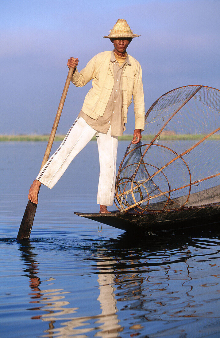 Intha fisherman. Inle Lake. Shan State. Myanmar.
