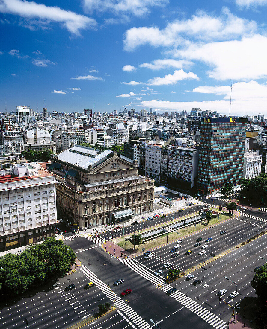 Teatro Colón in Avenida Nueve de Julio. Buenos Aires, Argentina