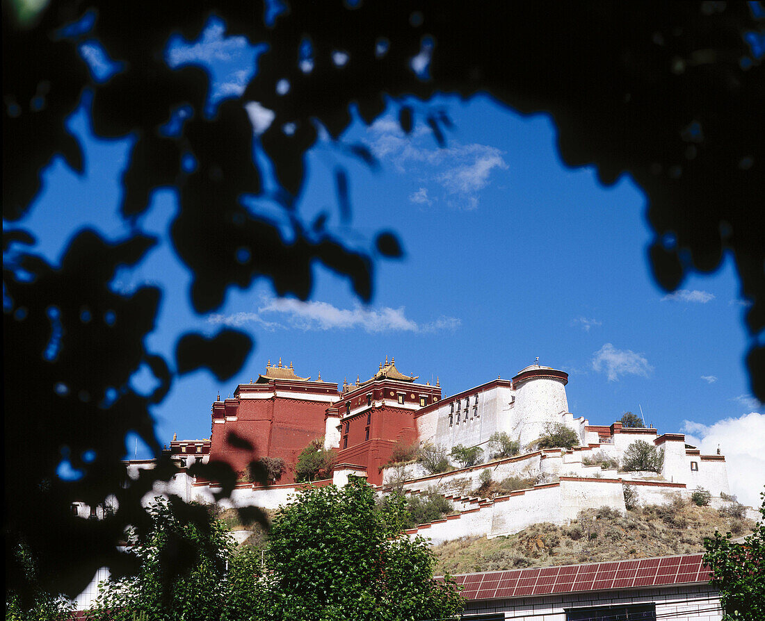 Potala Palace, exiled Dalai Lama s winter palace. Tibet