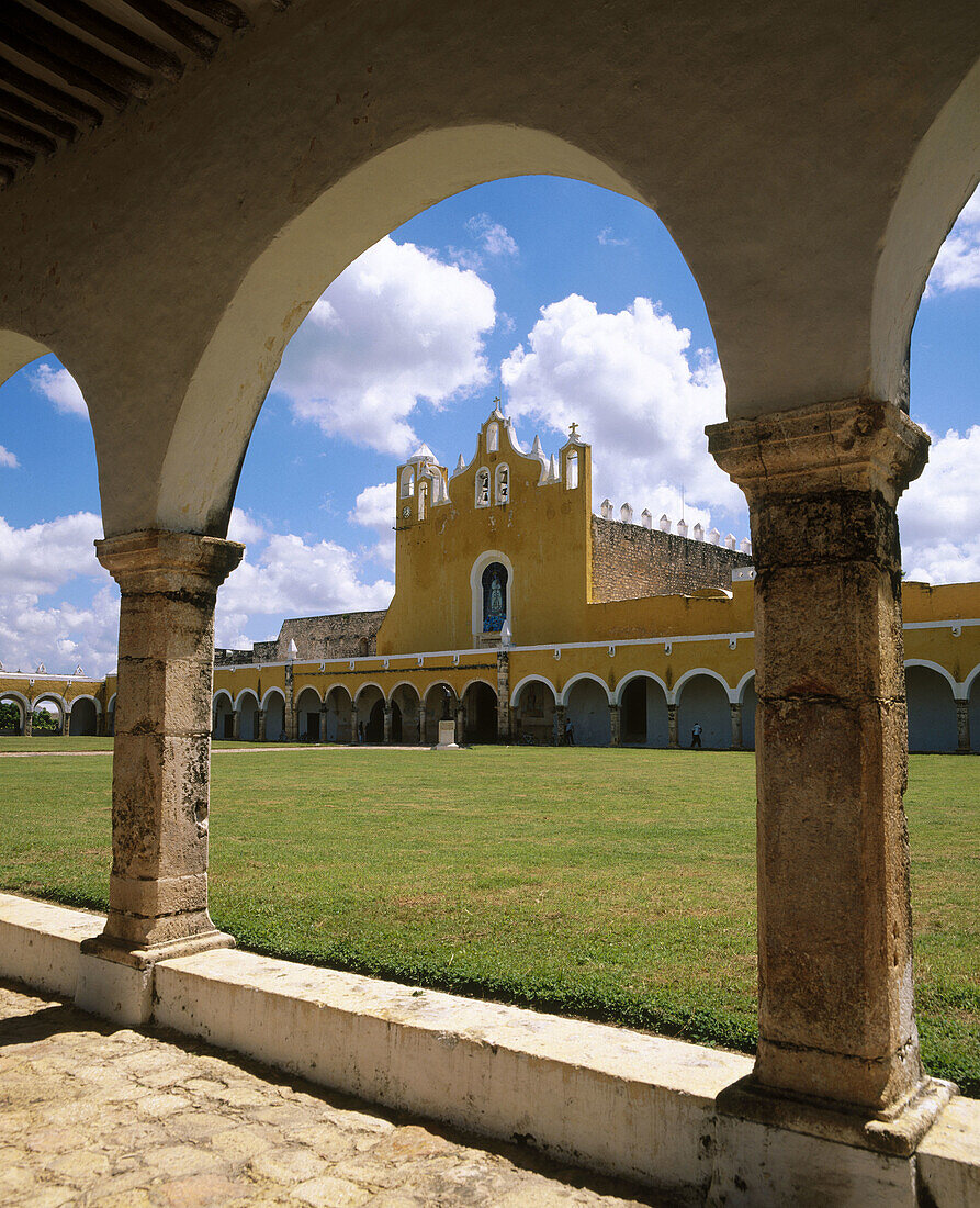 Convent of San Antonio de Padua, Izamal. Yucatán, Mexico