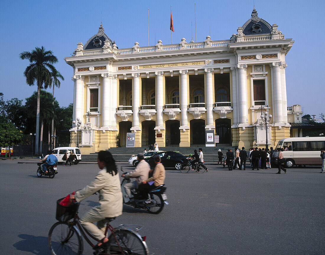 Opera, Hanoi. Vietnam