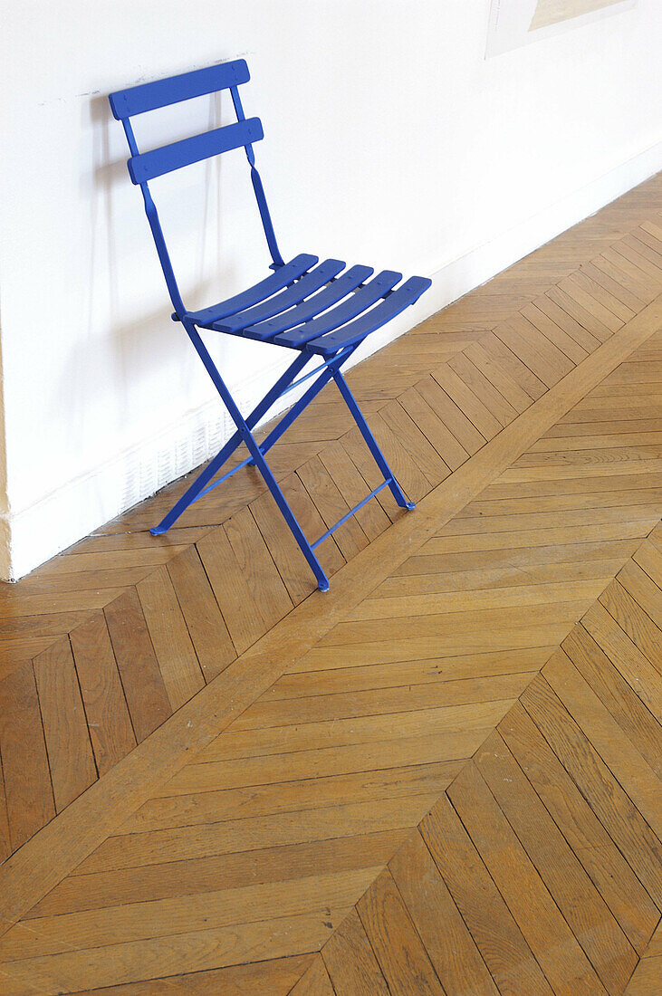  Absence, Absent, Blue, Chair, Chairs, Color, Colour, Concept, Concepts, Empty, Furniture, Indoor, Indoors, Inside, Interior, Parquet, Single, Vertical, G85-229608, agefotostock 