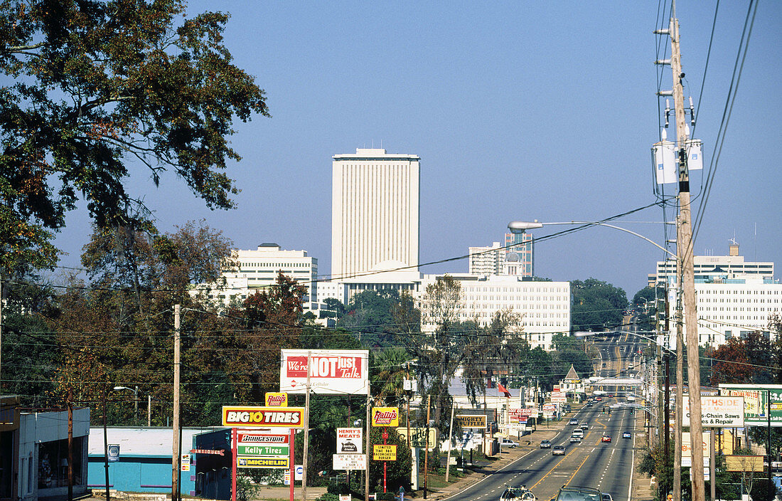 Monroe Street. Tallahassee. Florida, USA