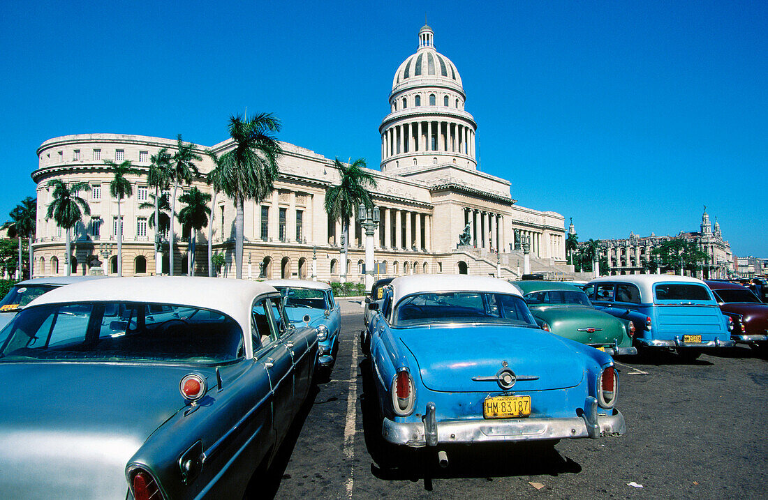 Capitol Building and old cars. Havana. Cuba