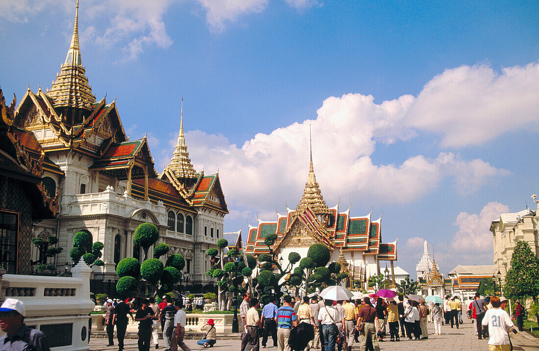 Grand Palace and Emerald Buddha Temple, Wat Phra Keo. Bangkok. Thailand