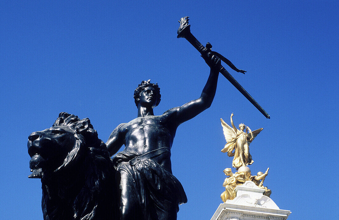Statue and Victoria Monument, Buckingham Palace, London, England