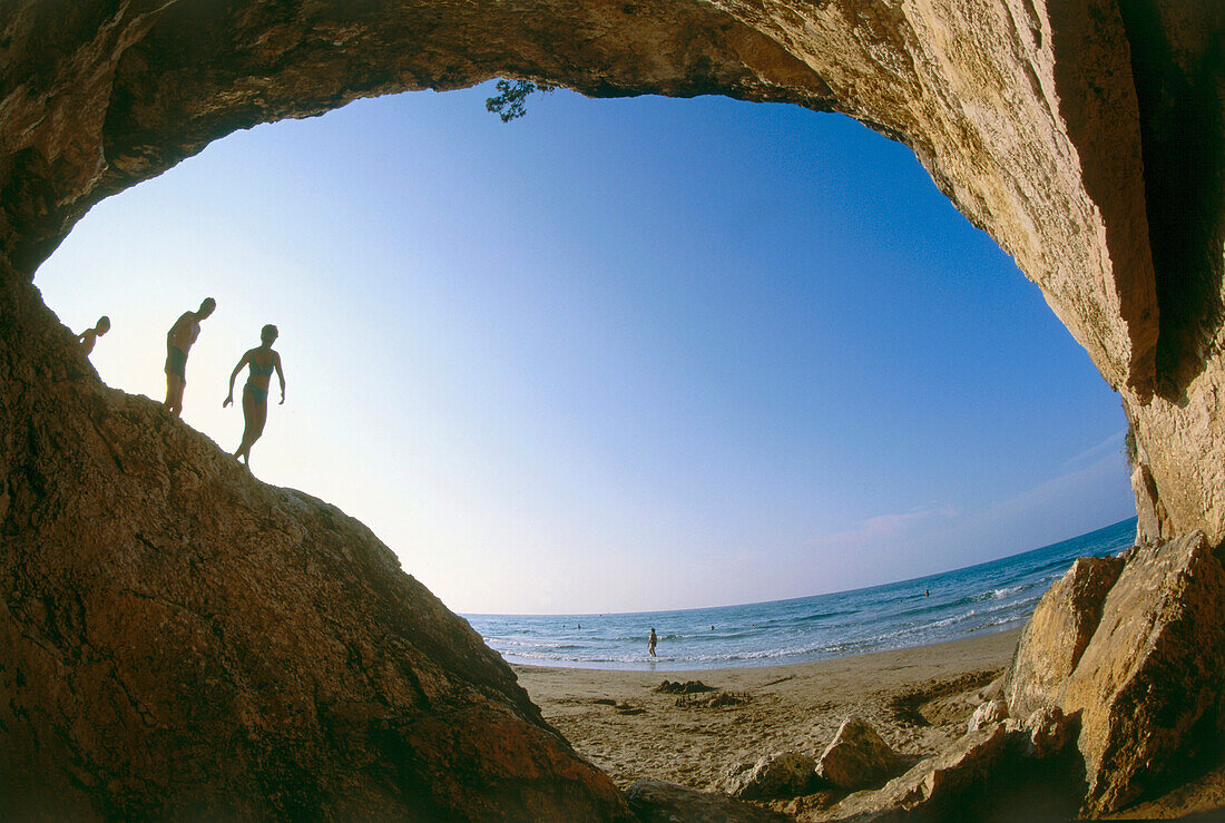 Höhle am Strand, Baia San Nicola, Gargano, Apulien, Italien