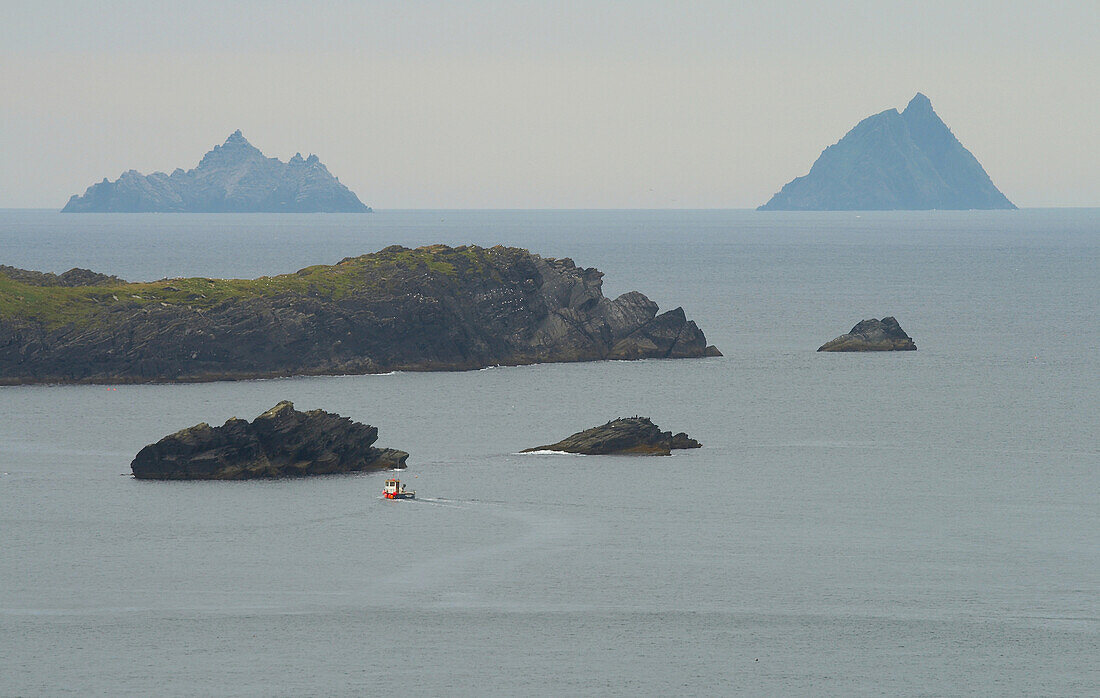 Außenaufnahme, Skellig Islands von Valentia Island aus gesehen, Ring of Kerry, County Kerry, Irland, Europa