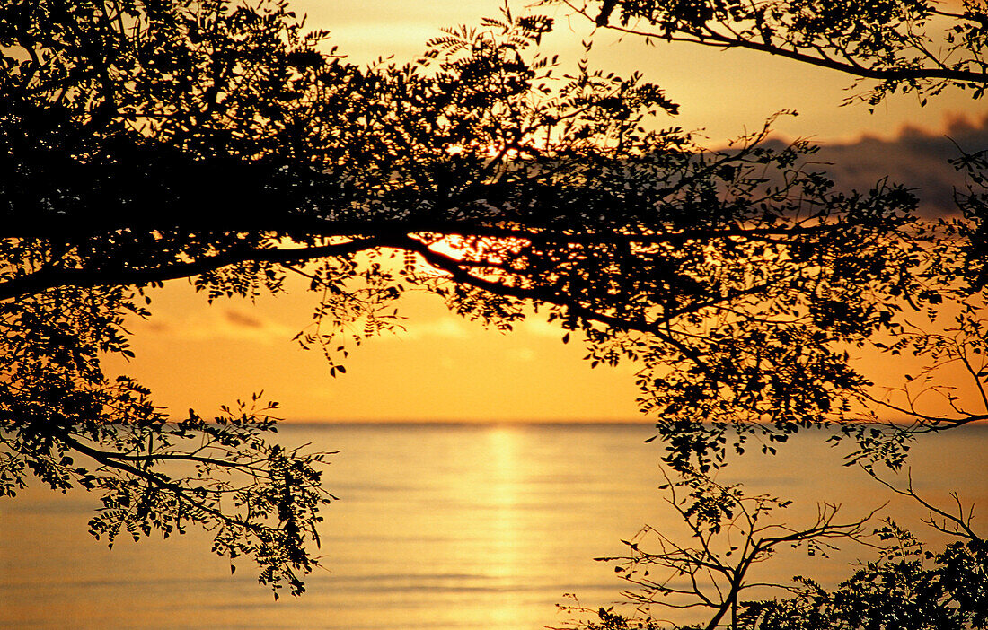 Sonnenuntergang, Papua Neu Guinea, Neu-Britannien, Kimbe Bay