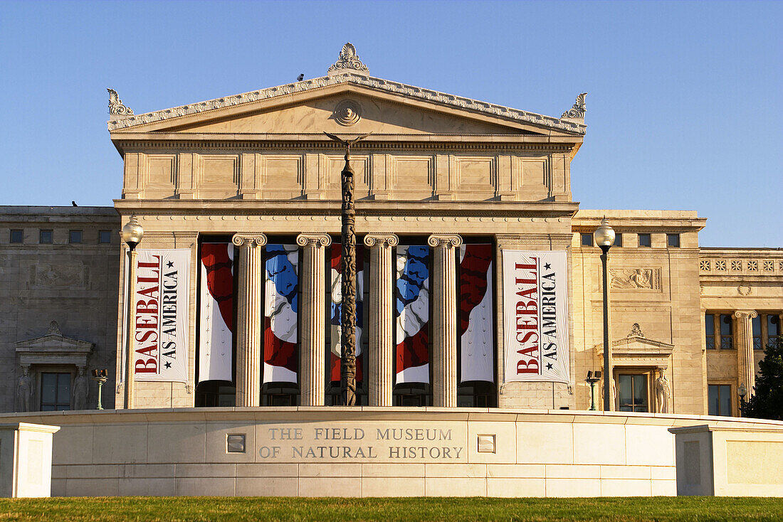 Field Museum of Natural History, exterior and North entrance, columns and banners. Chicago. Illinois, USA
