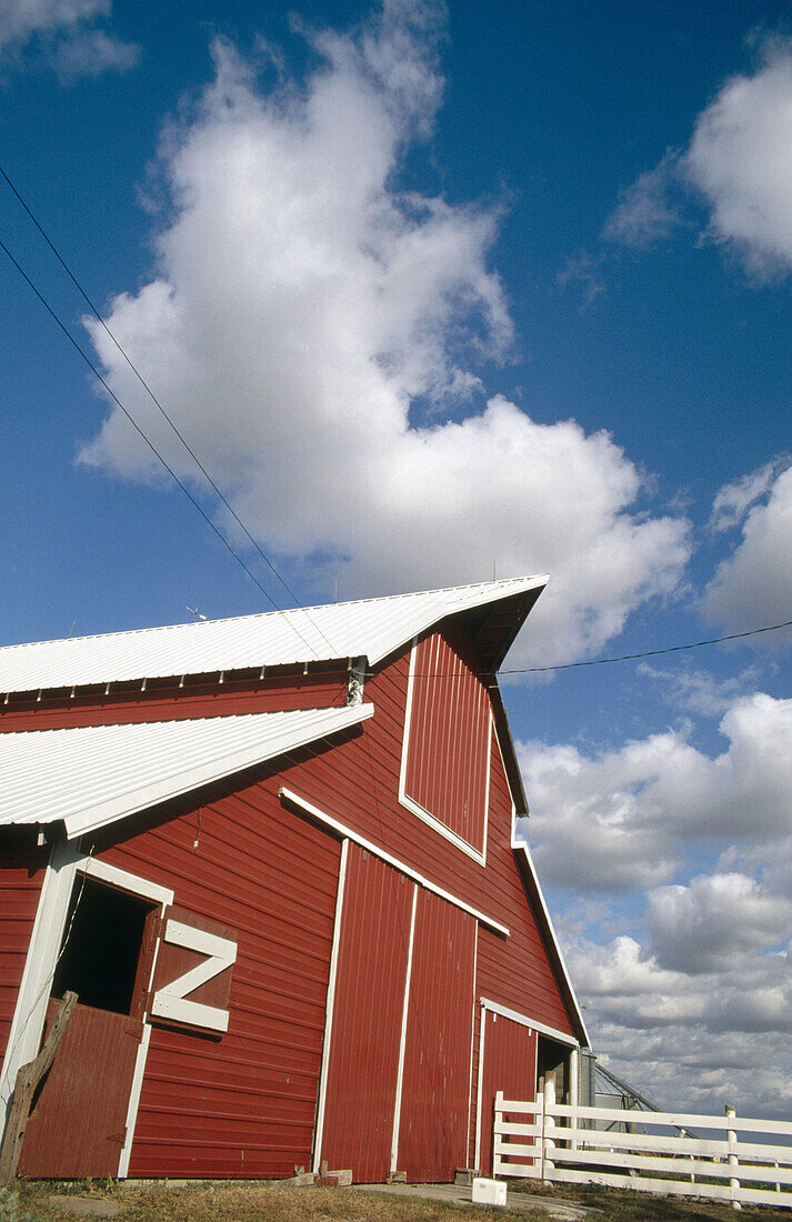 Barn and clouds. Beatrice. Nebraska. USA.