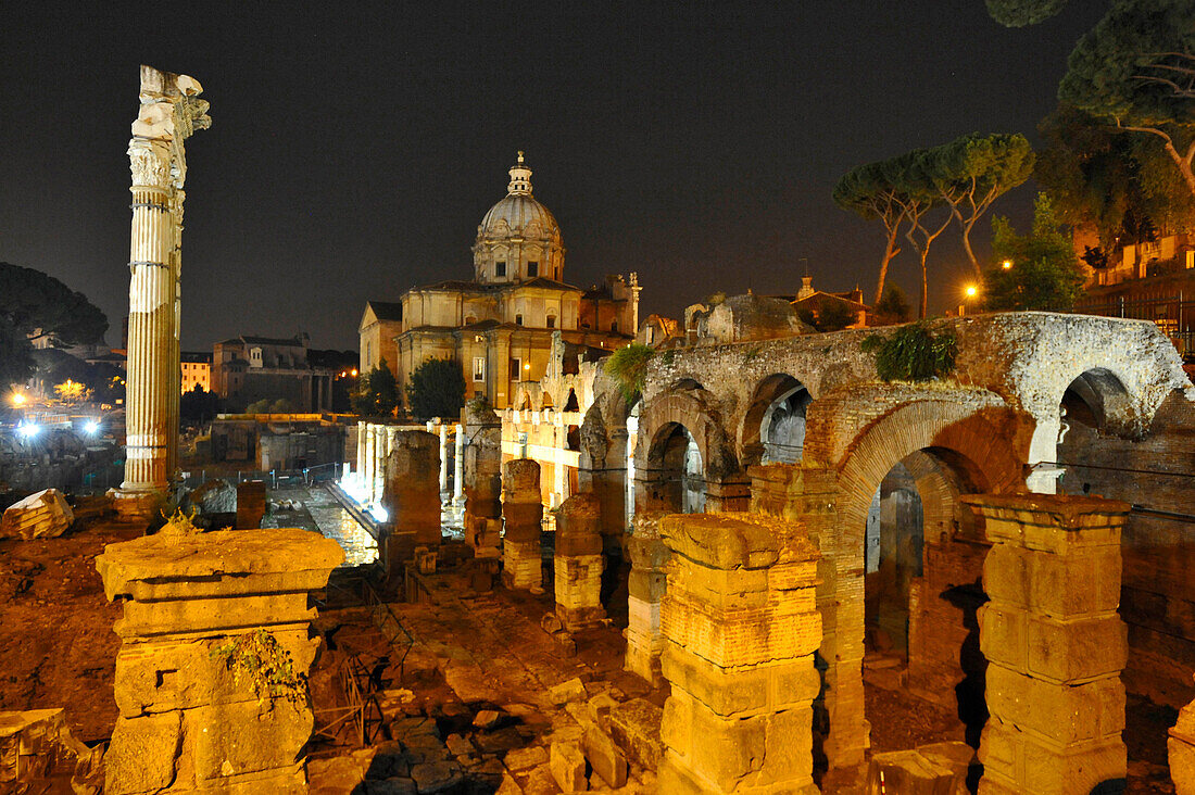 Roman Forum, Forum Romanum at night, Rome, Italy