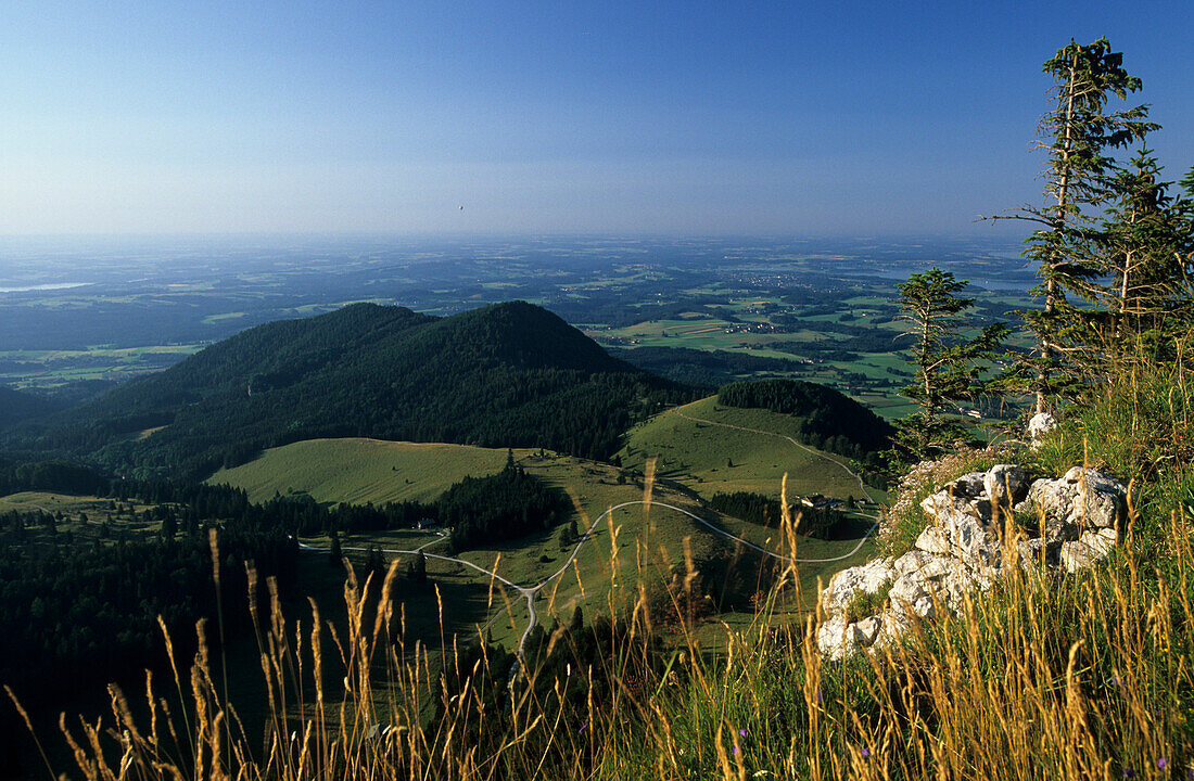 view from Zellerhorn to plateau of Hofalm and lake Chiemsee, Chiemgau range, Chiemgau, Bavarian foothills, Upper Bavaria, Bavaria, Germany