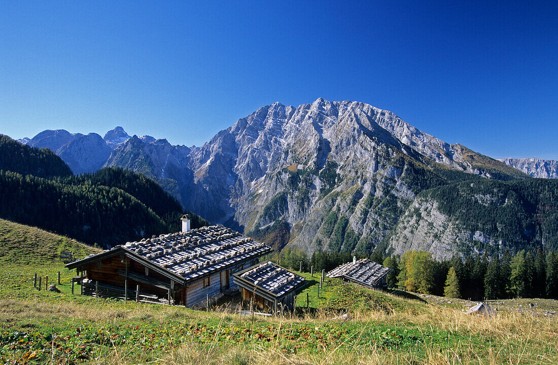 Apine huts with Watzmann, Berchtesgaden Alps, Berchtesgaden, Bavaria, Germany