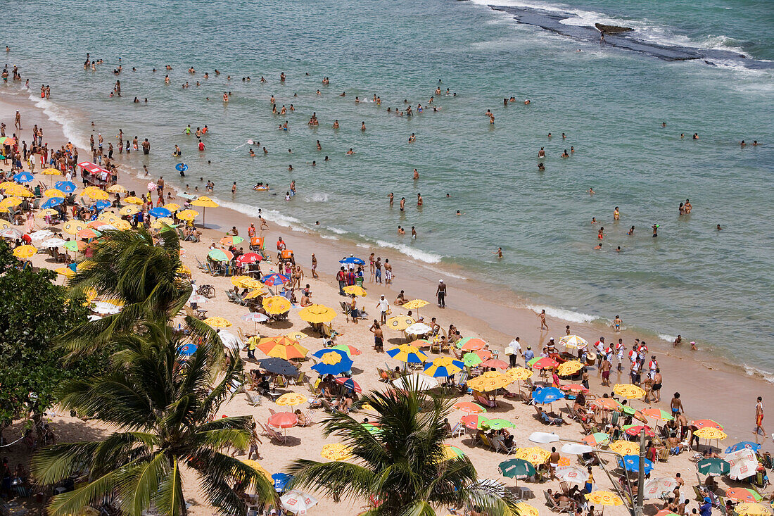 Crowded Sunday afternoon beach, Recife, Pernambuco, Brazil, South America
