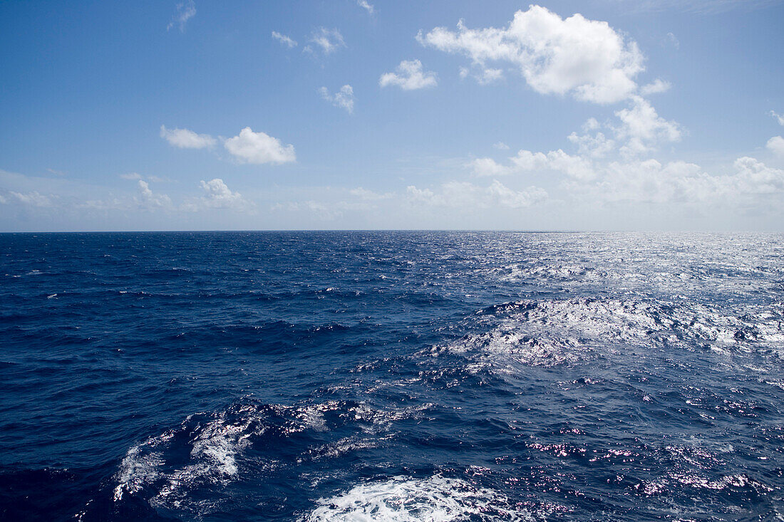 Blick von MS Europa auf Meer, auf dem Atlantik nahe Brasilien, Südamerika